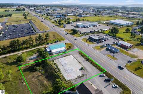 300 US-31 S, Traverse City, MI 49684