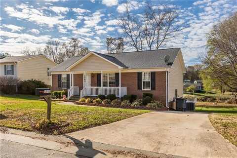 1560 Billy Drive, Winston Salem, NC 27107