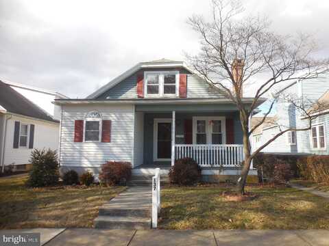 137 E CHESTNUT STREET, CLEONA, PA 17042