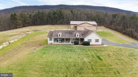 133 BLACK BEAR LANE, EAST WATERFORD, PA 17021