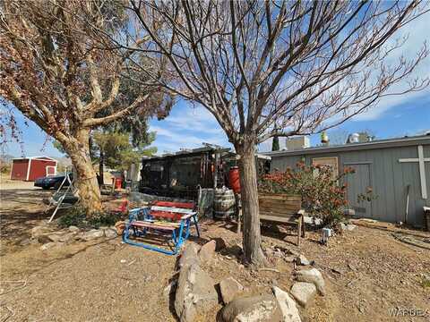 1082 S Bibo Road, Golden Valley, AZ 86413