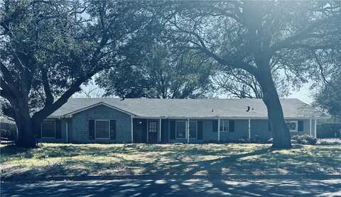 1120 Tamarisk Drive, Mexia, TX 76667