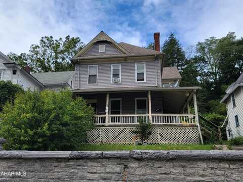 655 Washington Avenue, Tyrone, PA 16686