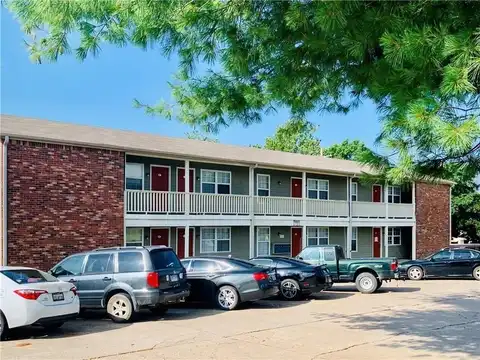 1810 W Twin Springs ST Unit #8, Siloam Springs, AR 72761