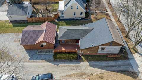 408 S Blackhoof Street, Wapakoneta, OH 45895