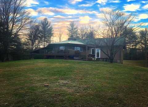 3903 Whitewater Road, SUMMERSVILLE, WV 25801