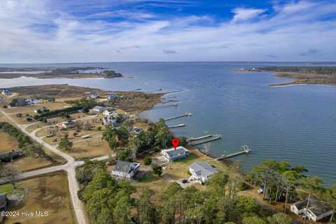 116 Marsh Breeze Drive, Beaufort, NC 28516