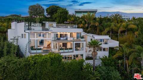 9270 Kinglet Dr, Los Angeles, CA 90069