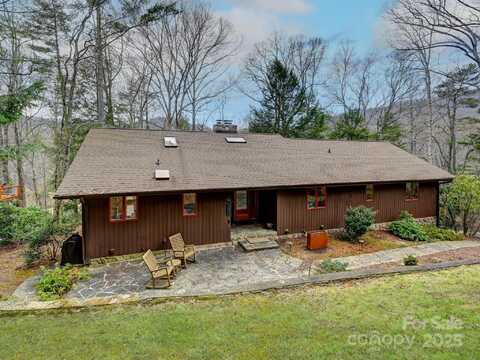 309 Secretariat Lane, Fairview, NC 28730