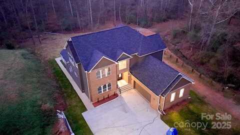 2302 Rayecliff Lane, Charlotte, NC 28214