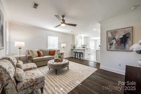 119 N Smallwood Place, Charlotte, NC 28216