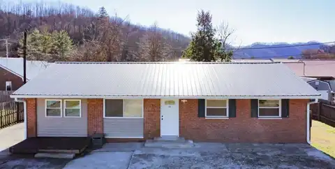 21 Madison, Prestonsburg, KY 41653