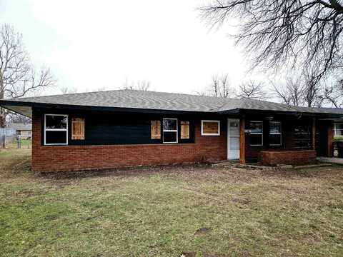 1801 Chickasaw, Enid, OK 73703