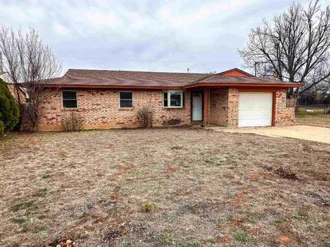 3503 Apache, Woodward, OK 73801