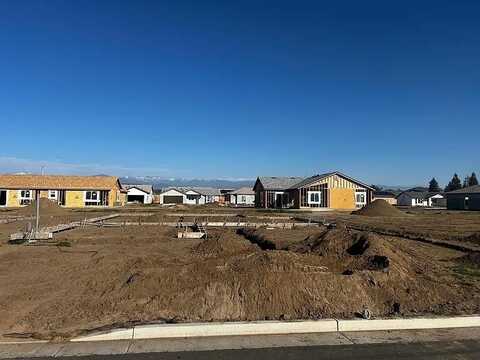 1182 Creekside, Porterville, CA 93257
