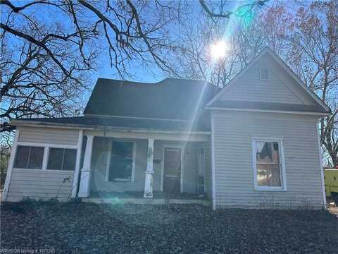 526 6th ST, Booneville, AR 72927