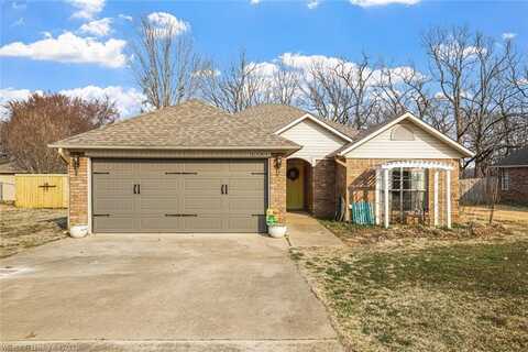 2304 Cardinal, Poteau, OK 74953