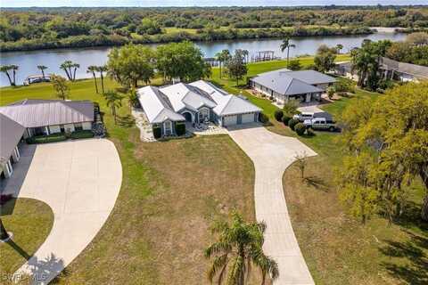 1261 Riverbend Drive, Labelle, FL 33935