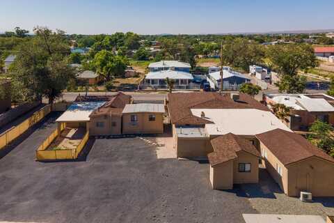3102 Rosendo Garcia Road SW, Albuquerque, NM 87105