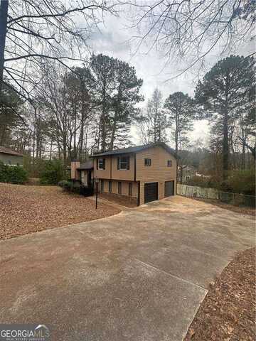 4063 Daron, Ellenwood, GA 30294