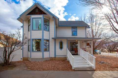 558 W 1st Street, Palisade, CO 81526