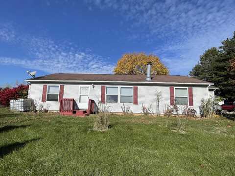 2056 Lilac Road, Hillsdale, MI 49242