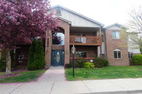 2592 Eagles Circle, Ypsilanti, MI 48197