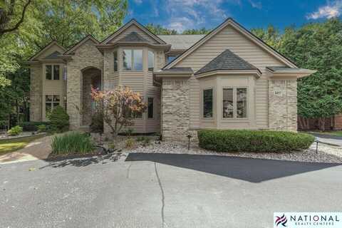 3417 Hidden Oaks Lane, West Bloomfield, MI 48324