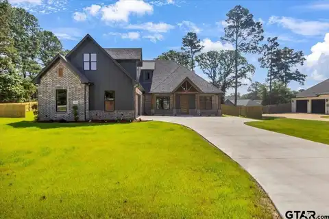 14848 Woodland Creek Dr, Tyler, TX 75706