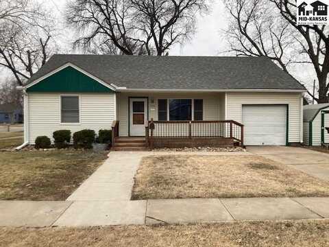 218 S Fisher St, McPherson, KS 67460