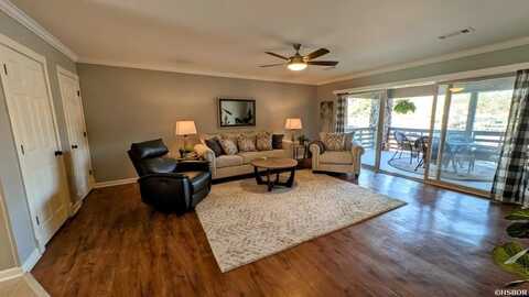 1141 C TWIN POINTS Road, Hot Springs, AR 71913