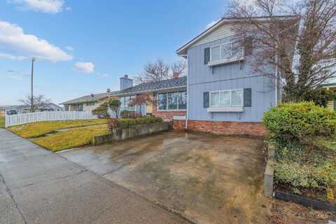2810 9th Avenue, Lewiston, ID 83501