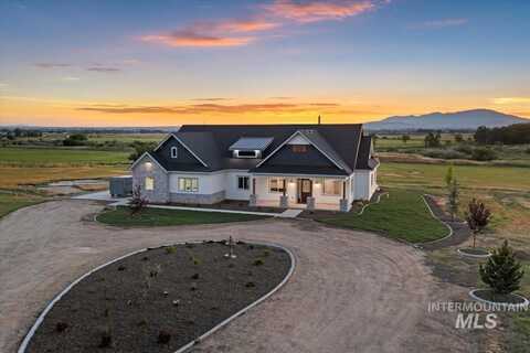 3700 Lexington Ln, Emmett, ID 83617