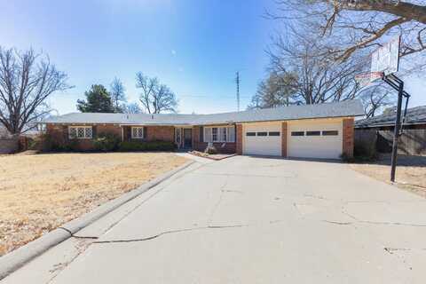 2405 W 12th Street, Plainview, TX 79072