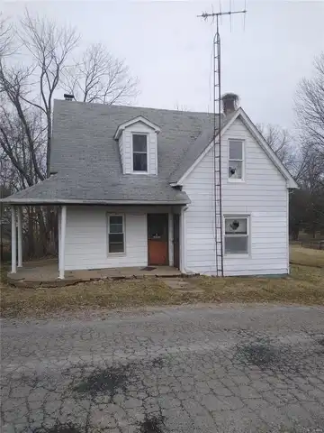 607 E Hancock Street, Steeleville, IL 62288