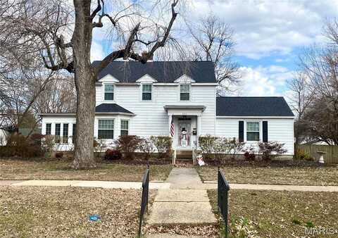 504 E Cypress Street, Charleston, MO 63834
