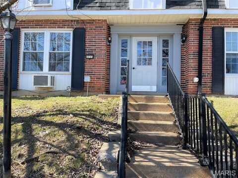 1715 Mayenne Court, Saint Louis, MO 63125