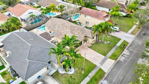 18774 NW 24th Pl, Pembroke Pines, FL 33029