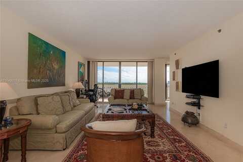 2000 Island Blvd, Aventura, FL 33160