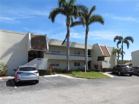 7193 W COUNTRY CLUB DRIVE N, SARASOTA, FL 34243