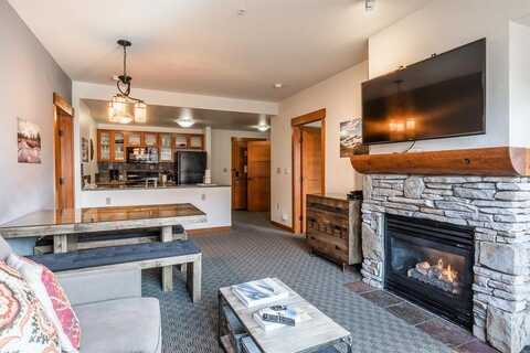 6201 Minaret Road, Mammoth Lakes, CA 93546