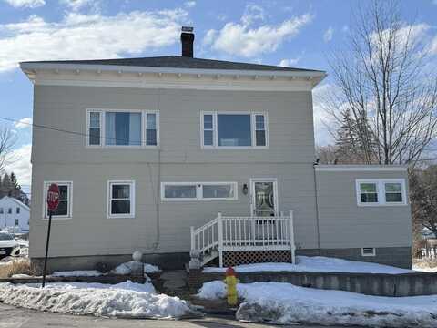 262 Oak Hill Rd, Fitchburg, MA 01420