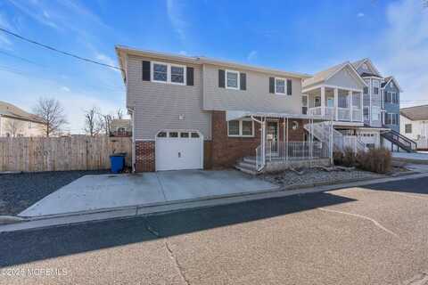 318 Bayview Avenue, Union Beach, NJ 07735