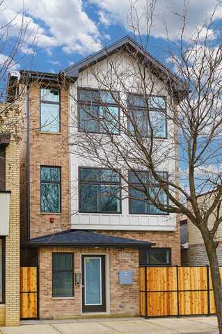 5306 W Devon Avenue, Chicago, IL 60646