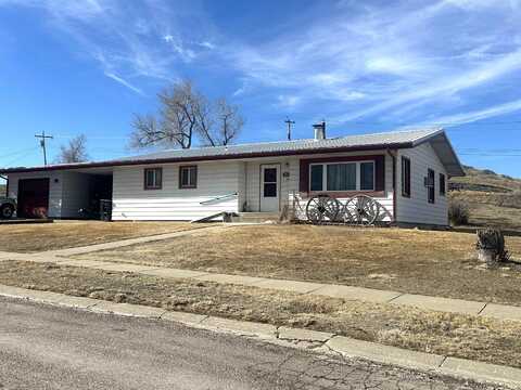 1011 F Street, Edgemont, SD 57735