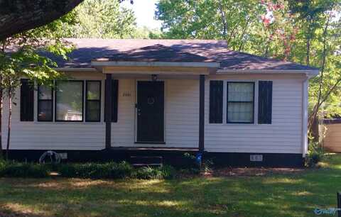 2001 10th Street SE, Decatur, AL 35601