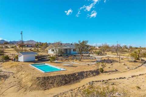 130 Delgada Avenue, Yucca Valley, CA 92284