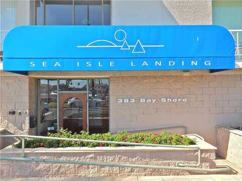 383 Bay Shore Avenue, Long Beach, CA 90803