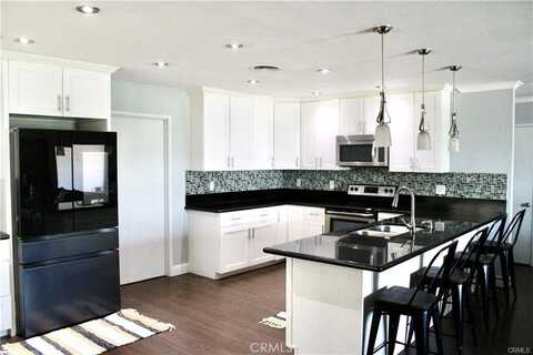 43340 Illinois Avenue, Palm Desert, CA 92211