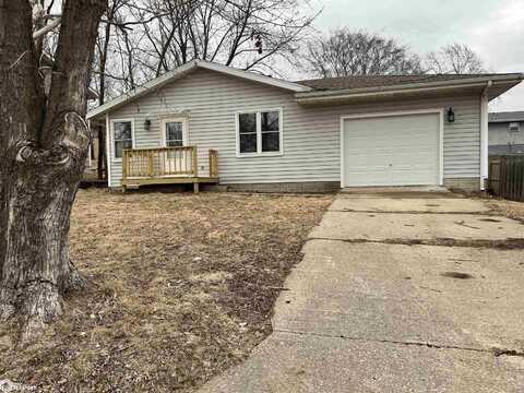 11 Suncrest Street, Keokuk, IA 52632